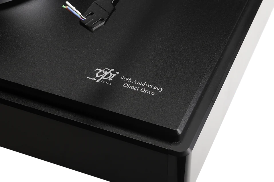 VPI Industries HW-40 Black Edition Turntable