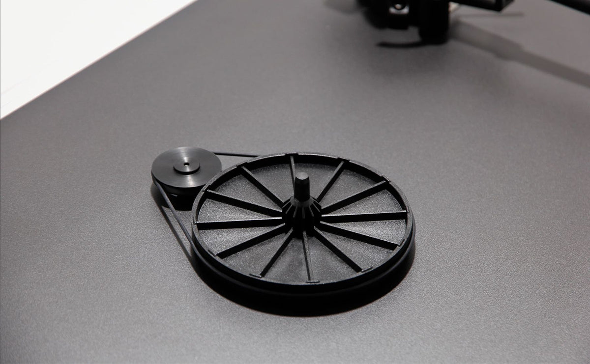 REGA Planar 78 Turntable
