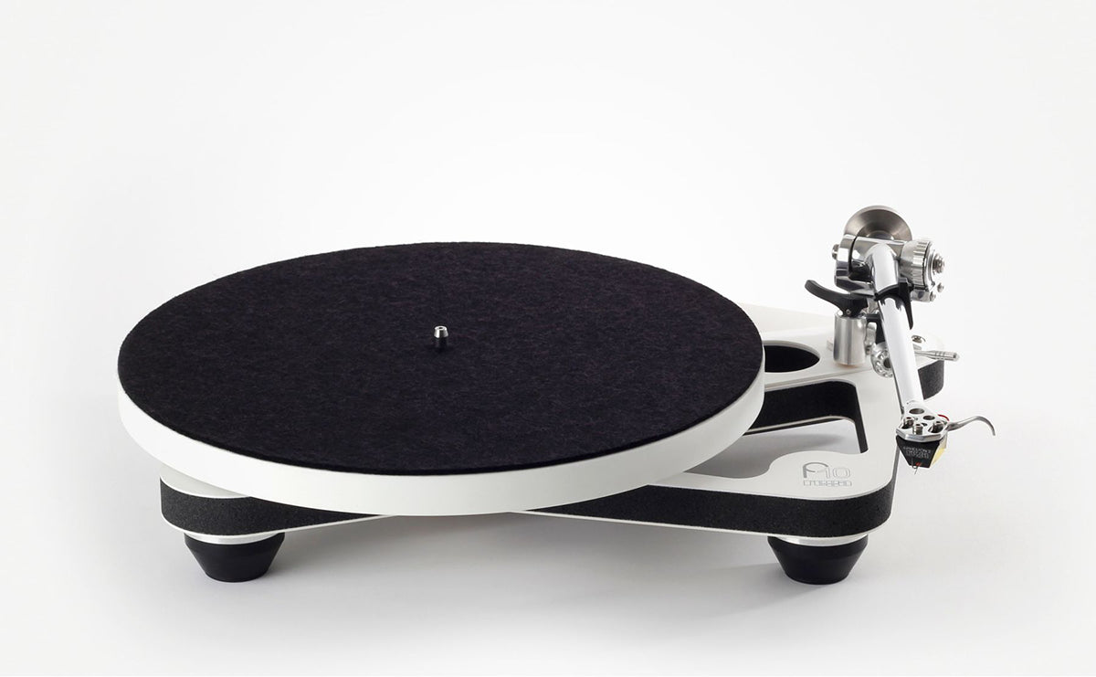REGA Planar 10 Turntable