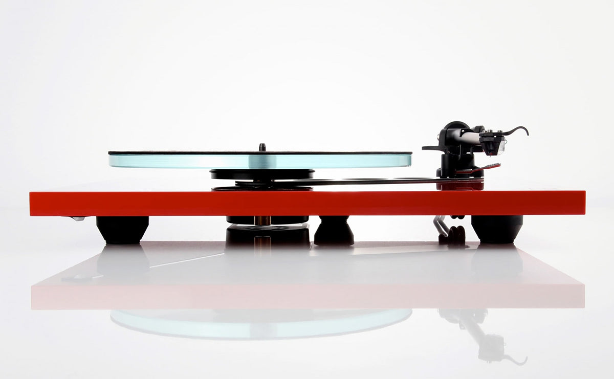REGA Planar 3 Turntable