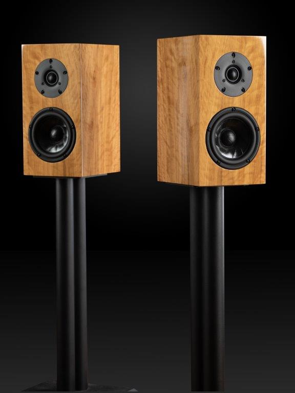 Credo EV350 Reference Olive Wood