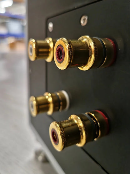 Stenheim Alumine Three