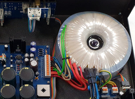 Canor AI 2.10 - Integrated Hybrid Amplifier