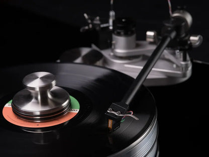 VPI Industries Avenger Turnable