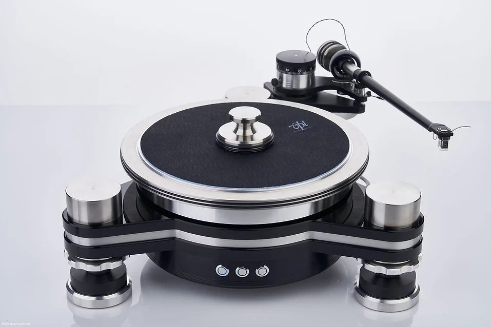 VPI Industries Avenger Direct Turnable