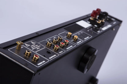 Electrocompaniet ECI 80D INTEGRATED AMPLIFIER