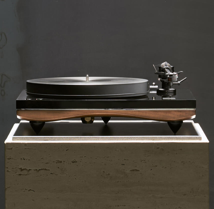 Gold Note Giglio Turntable