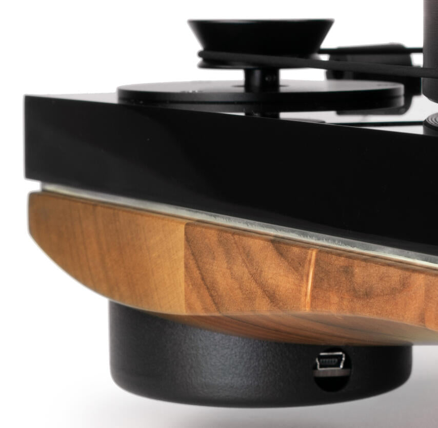 Gold Note Giglio Turntable