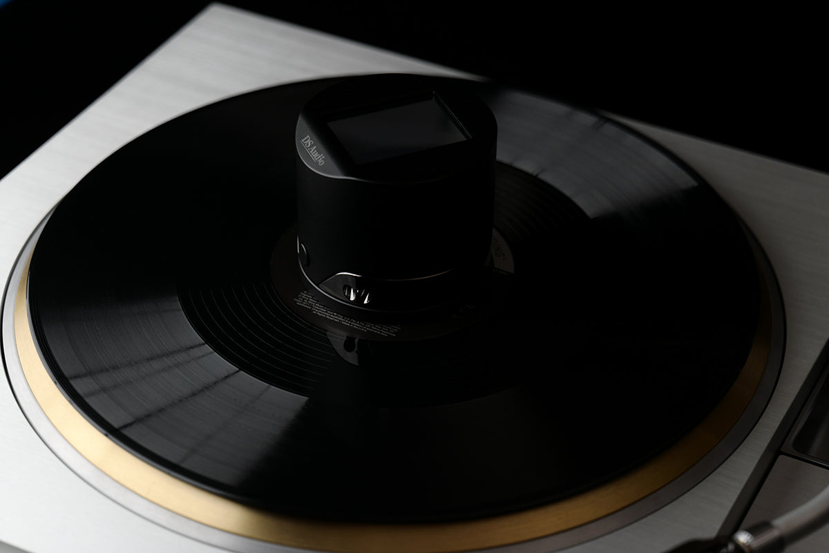 DS Audio ES-002 Eccentricity Detection Stabilizer