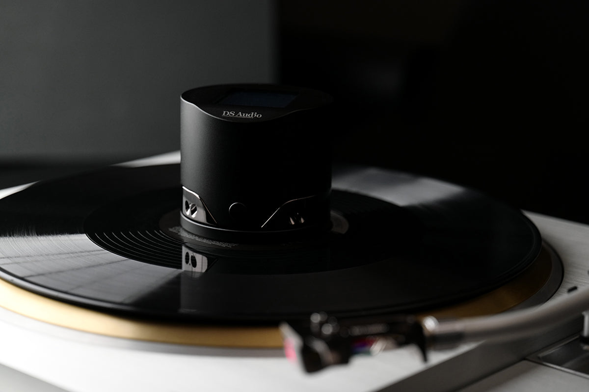 DS Audio ES-002 Eccentricity Detection Stabilizer