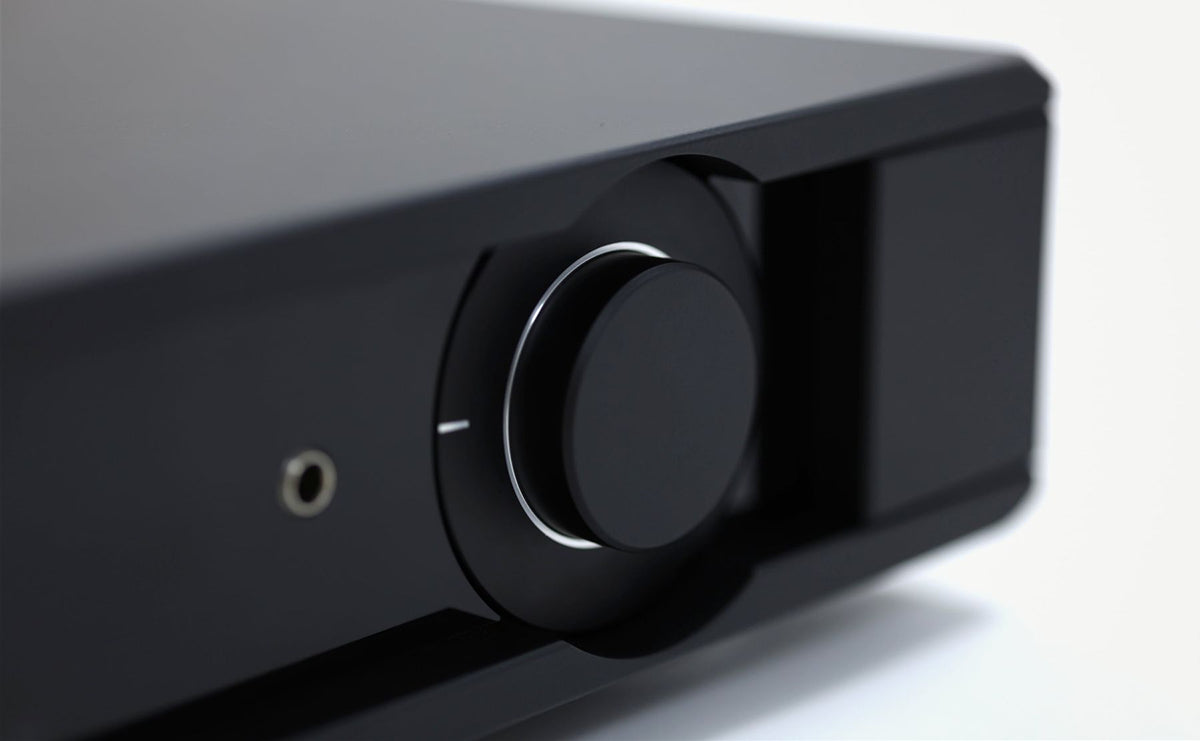 REGA Mercury Reference Pre-Amplifier