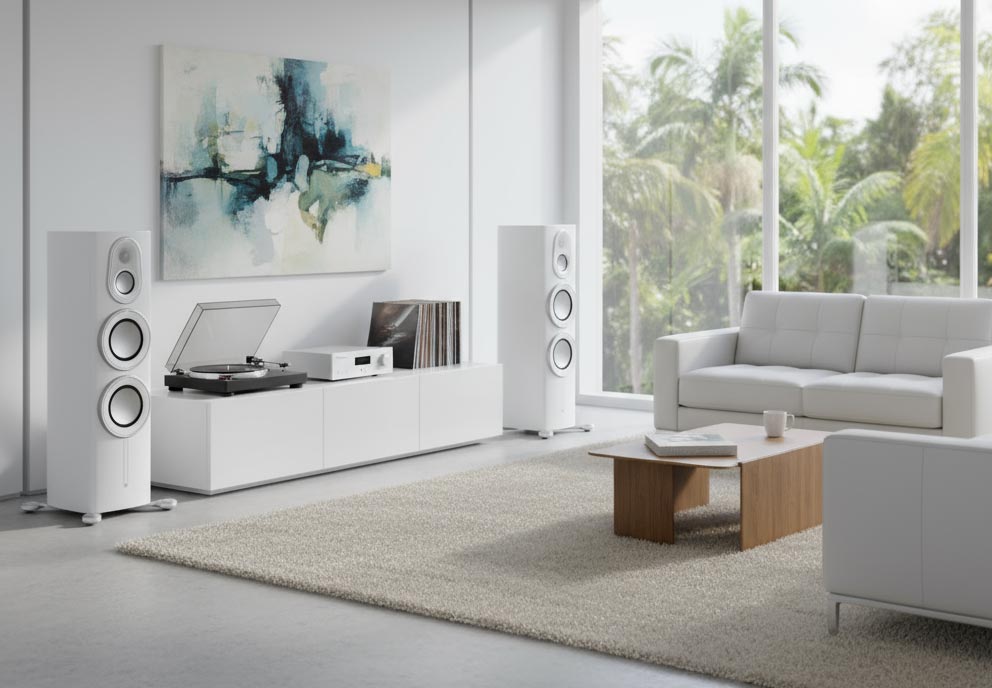 Monitor Audio Platinum 300 3g white in living room