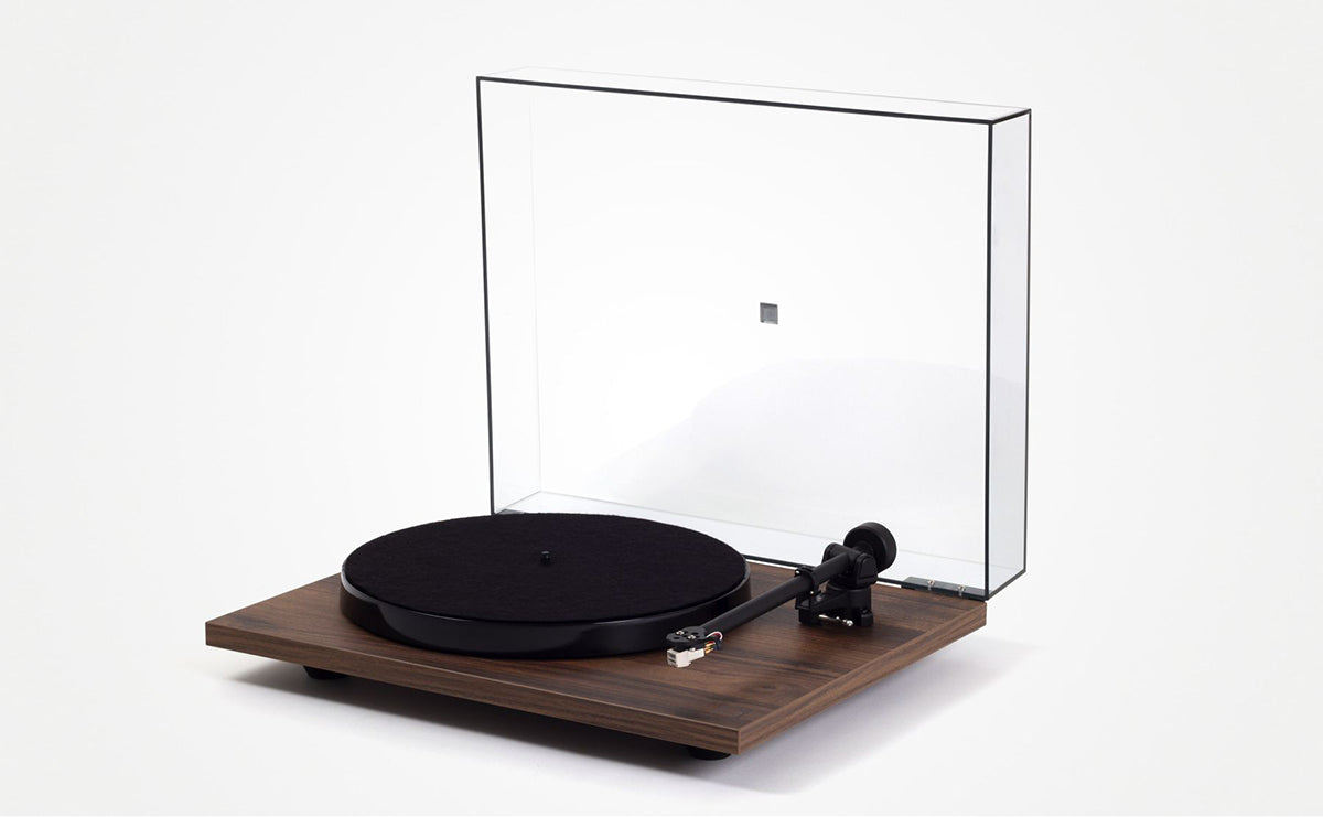 Rega Planar 1 PLUS Turntable - Thumbnail 2