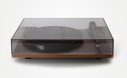 REGA Planar 1 Turntable With Carbon Cartridge