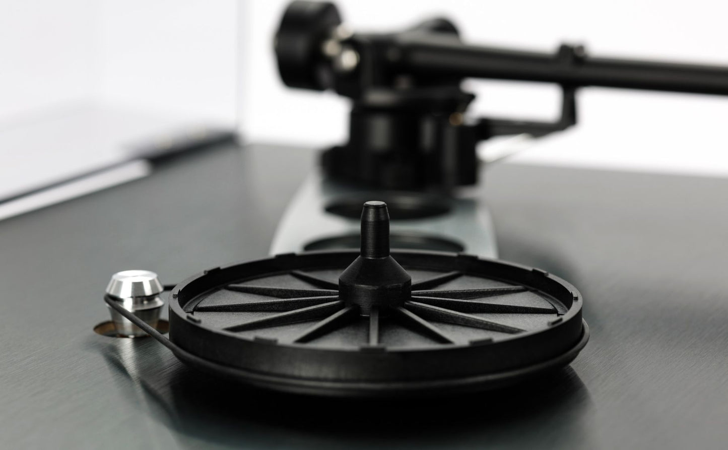 REGA Planar 3 RS Edition with Rega Nd5 MM and Neo Mk2 Power Supply