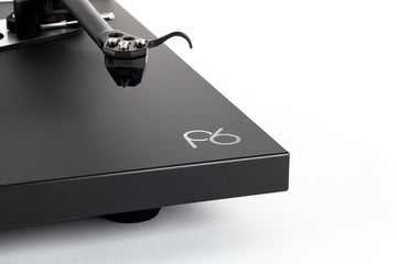 REGA Planar 6 Turntable