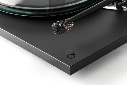 REGA Planar 6 Turntable