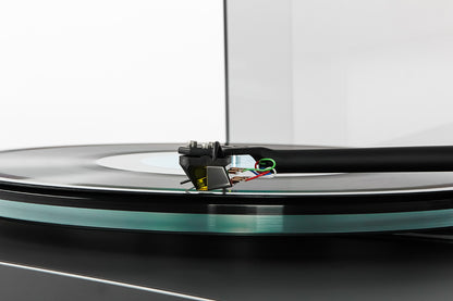 REGA Planar 6 Turntable