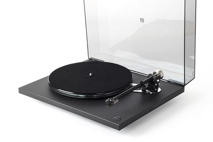 REGA Planar 6 Turntable