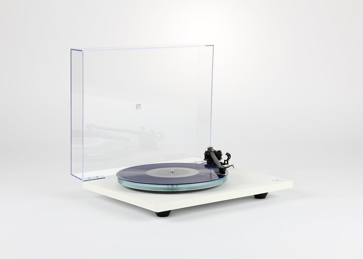 REGA Planar 6 Turntable