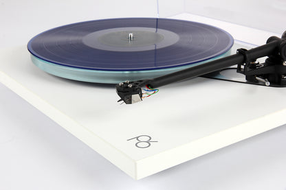 REGA Planar 6 Turntable