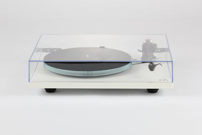 REGA Planar 6 Turntable