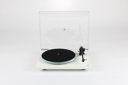 REGA Planar 6 Turntable