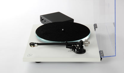 REGA Planar 6 Turntable
