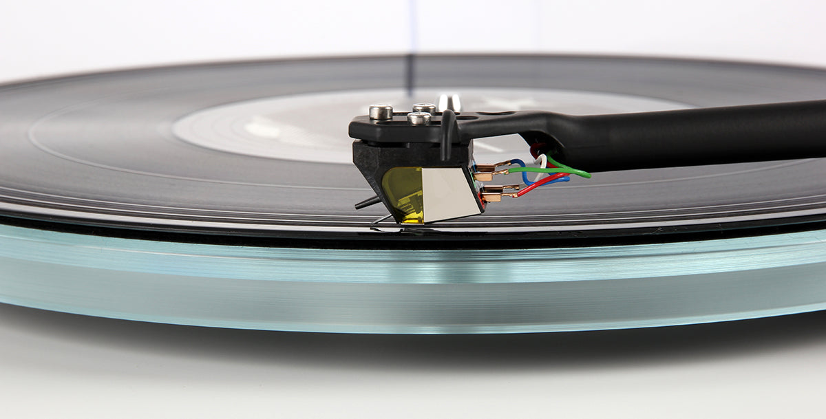 REGA Planar 6 Turntable