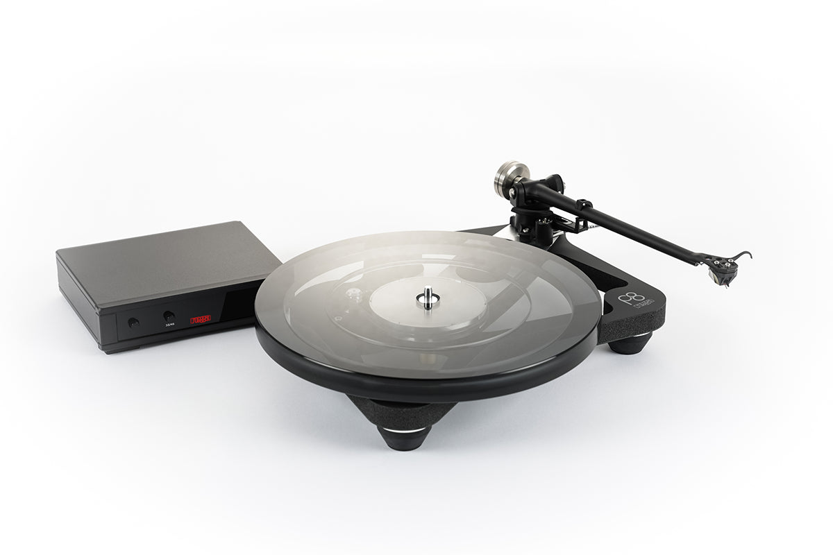 REGA Planar 8 Turntable