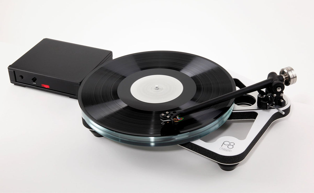 REGA Planar 8 Turntable