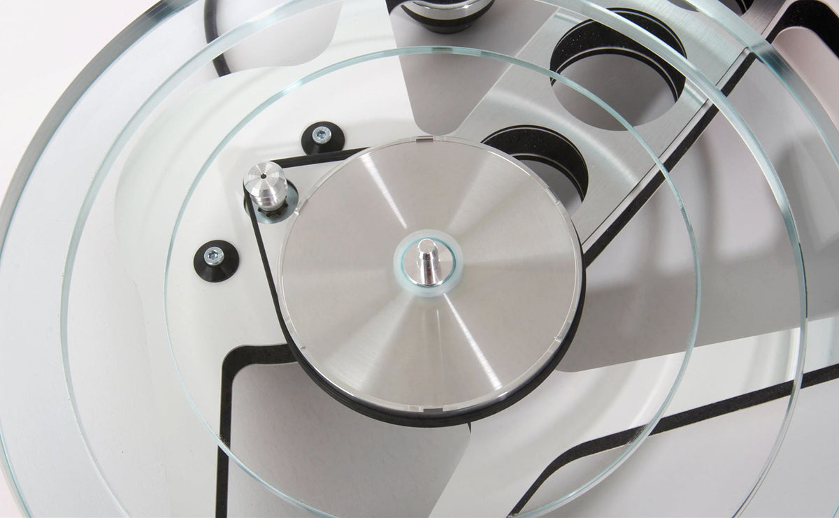 REGA Planar 8 Turntable
