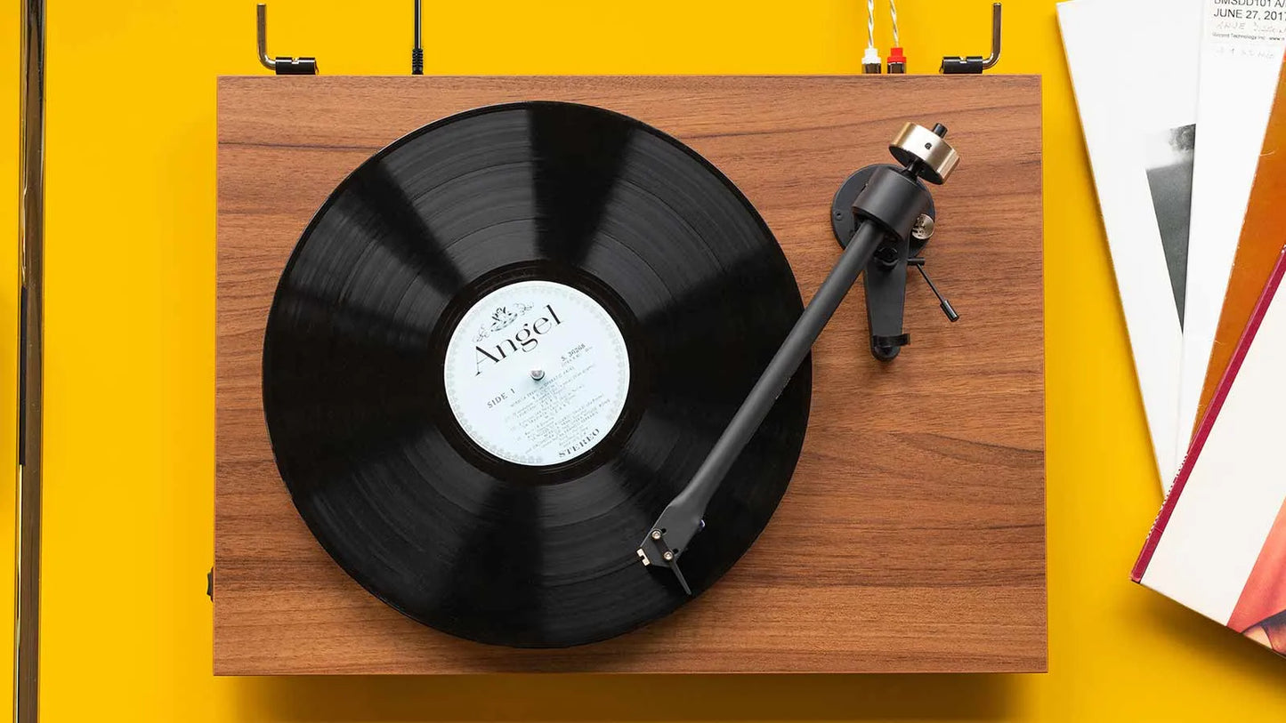 Pro-Ject T2 W - Wi-Fi Streaming Turntable