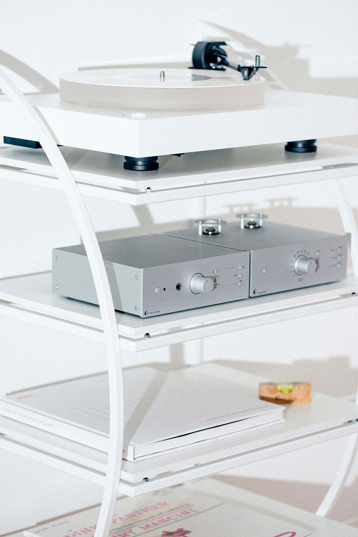 Pro-Ject Wall Mount it 5/4 Audio Equipment Isolation Wall Rack