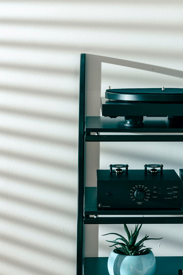 Pro-Ject Wall Mount it 5/4 Audio Equipment Isolation Wall Rack