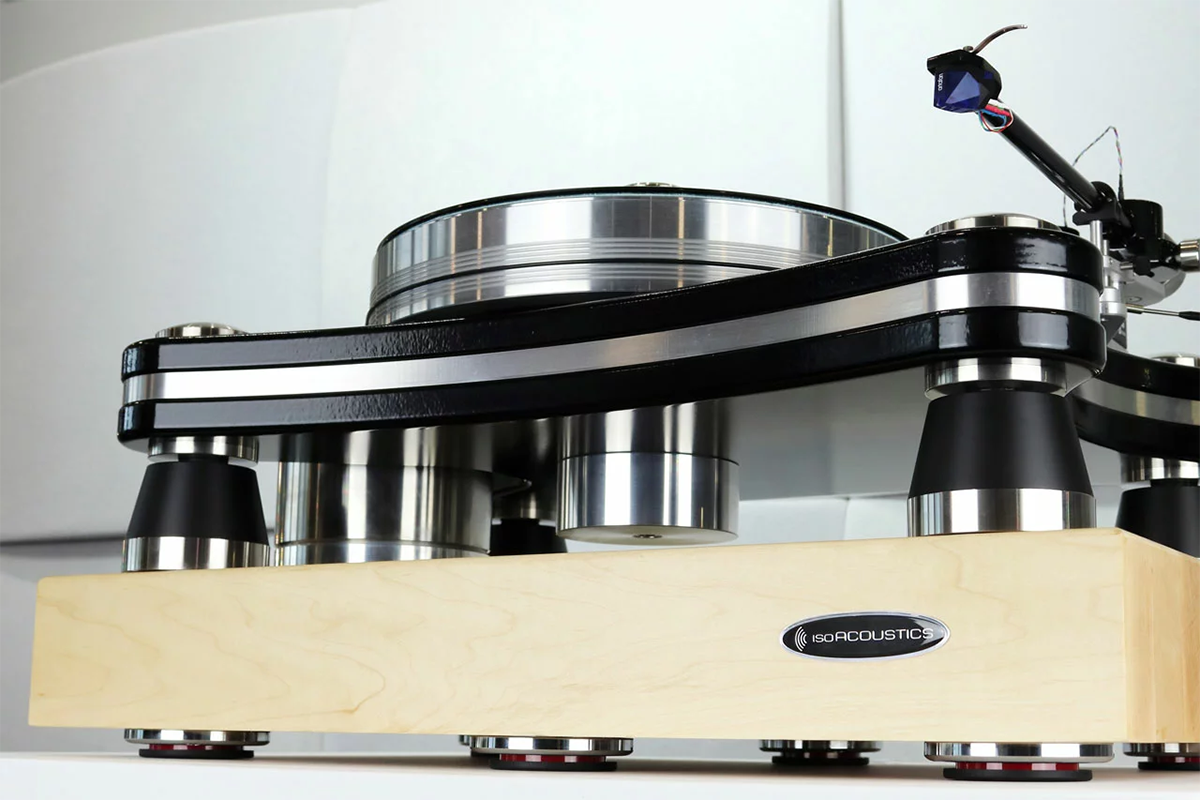IsoAcoustics Delos Series