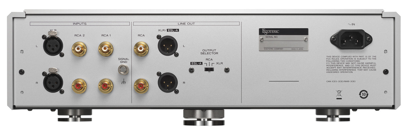 Esoteric E-02