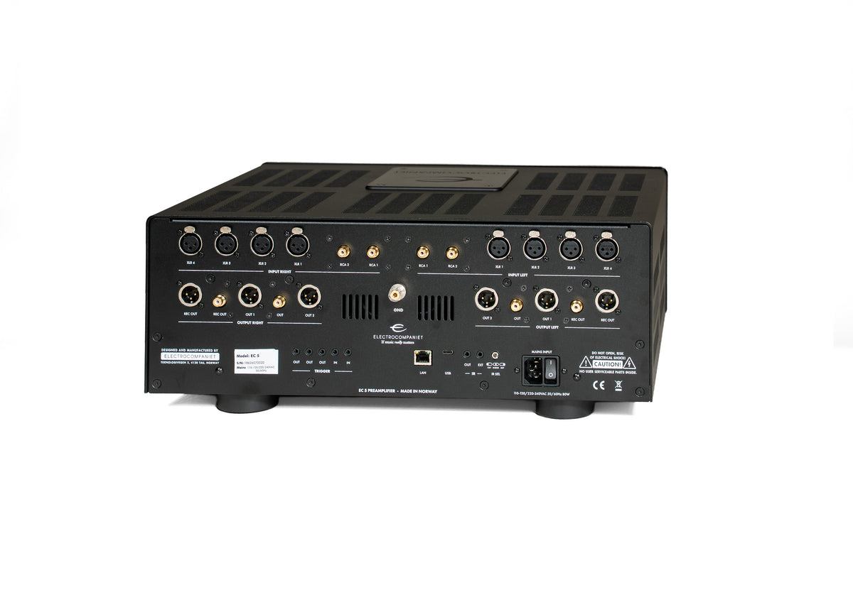 EC 5 rear panel connections — © Electrocompaniet