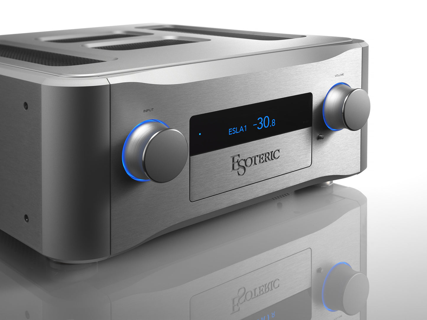 Esoteric F-02