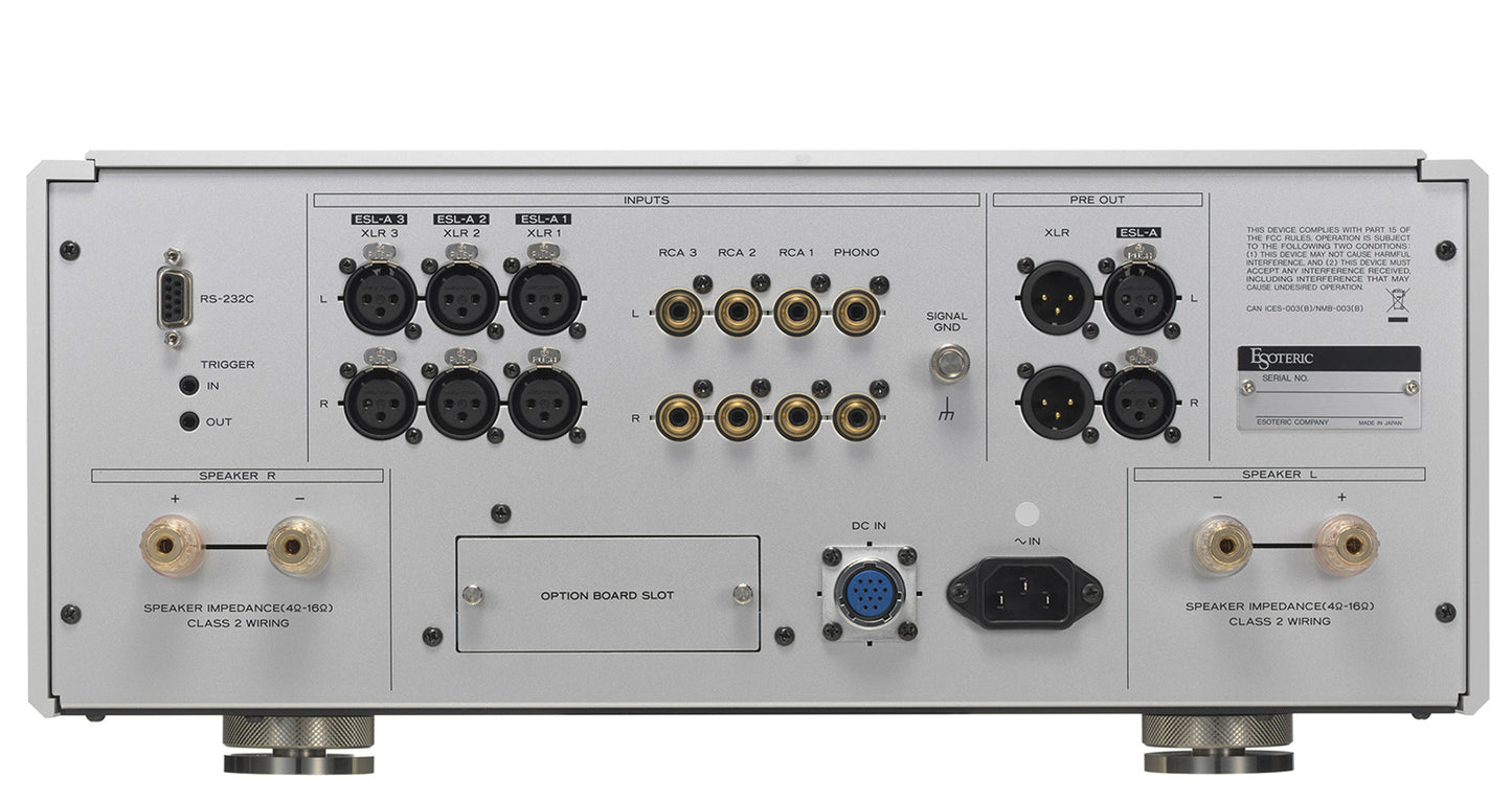 Esoteric F-02