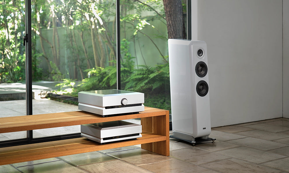 TAD Labs E1AX Evolution One