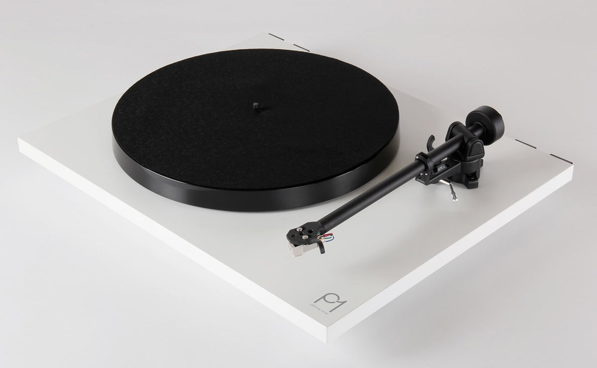 Giradischi Rega Planar 1 con braccio RB110 e testina Carbon
