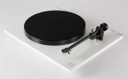 REGA Planar 1 Turntable With Carbon Cartridge