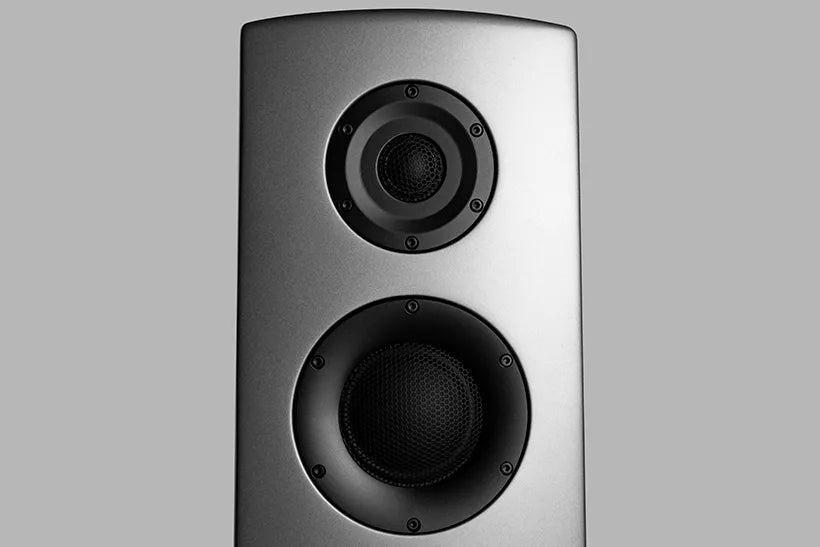 A frontal view of the EarMen CH-Amp Signature Headphone All-in-One