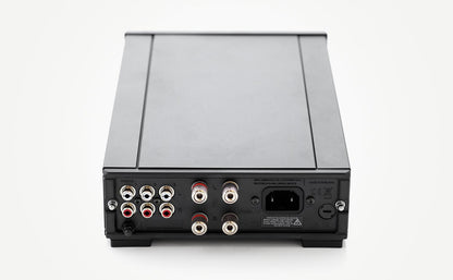 REGA io Integrated Amplifier