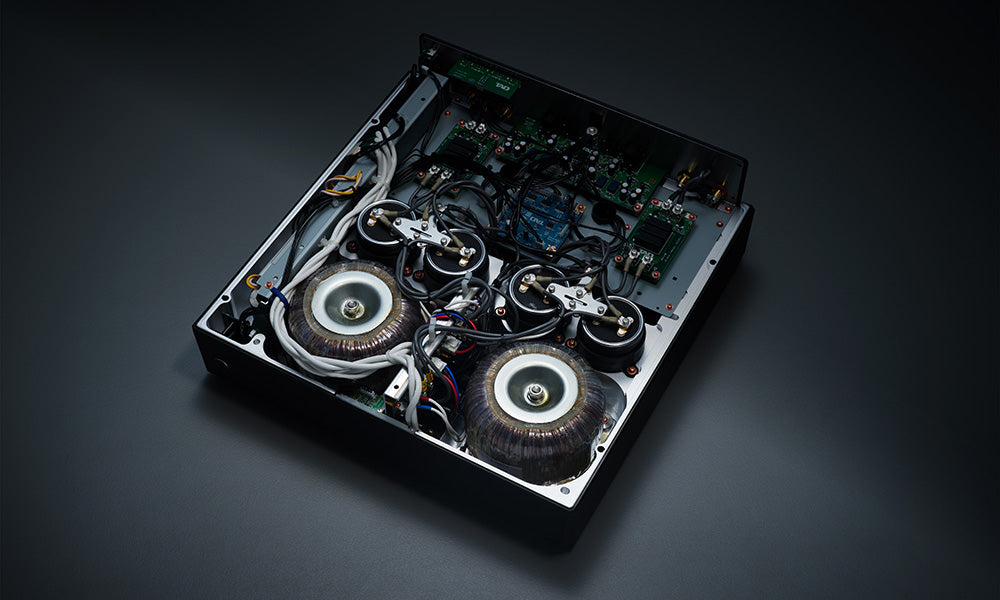 TAD Labs M2500TX Evolution Power Amplifier