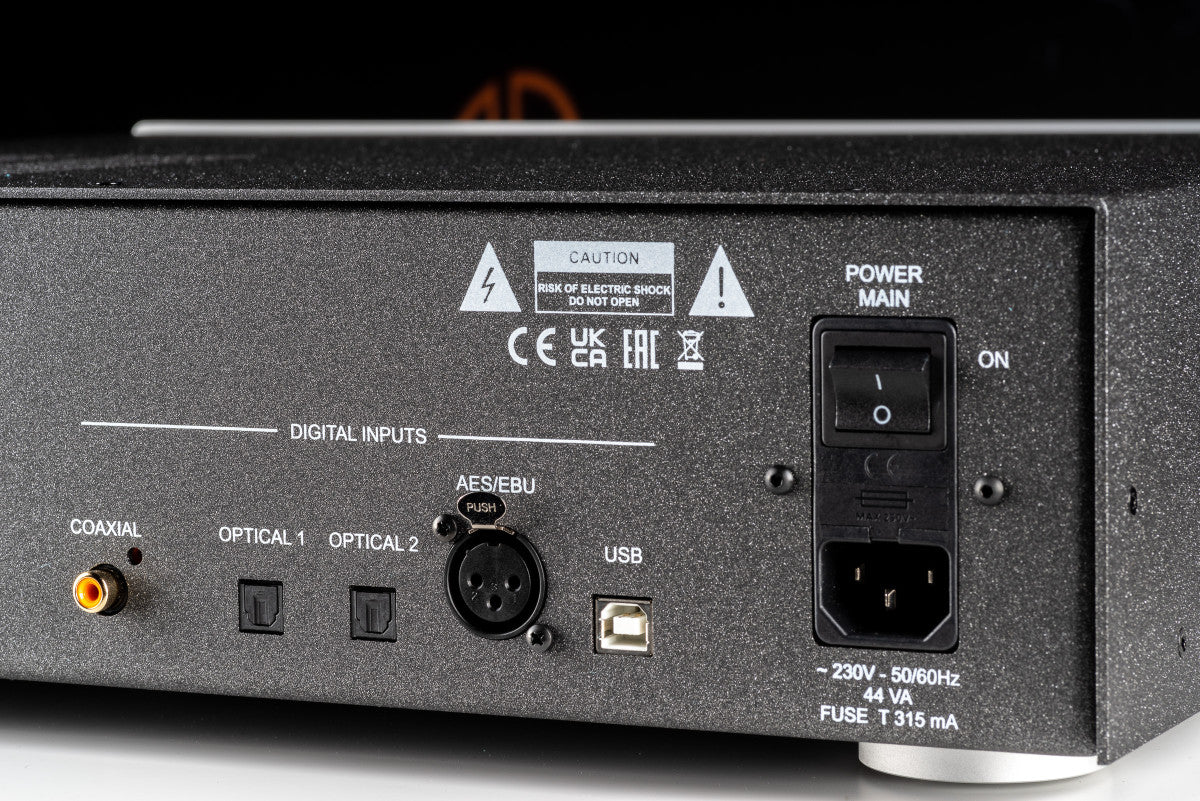Canor DAC 2.10 - DAC with tube-based output
