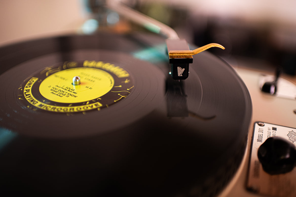OTTA Mandolin playing a record on a Garrard 301