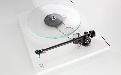 REGA Planar 3 Turntable