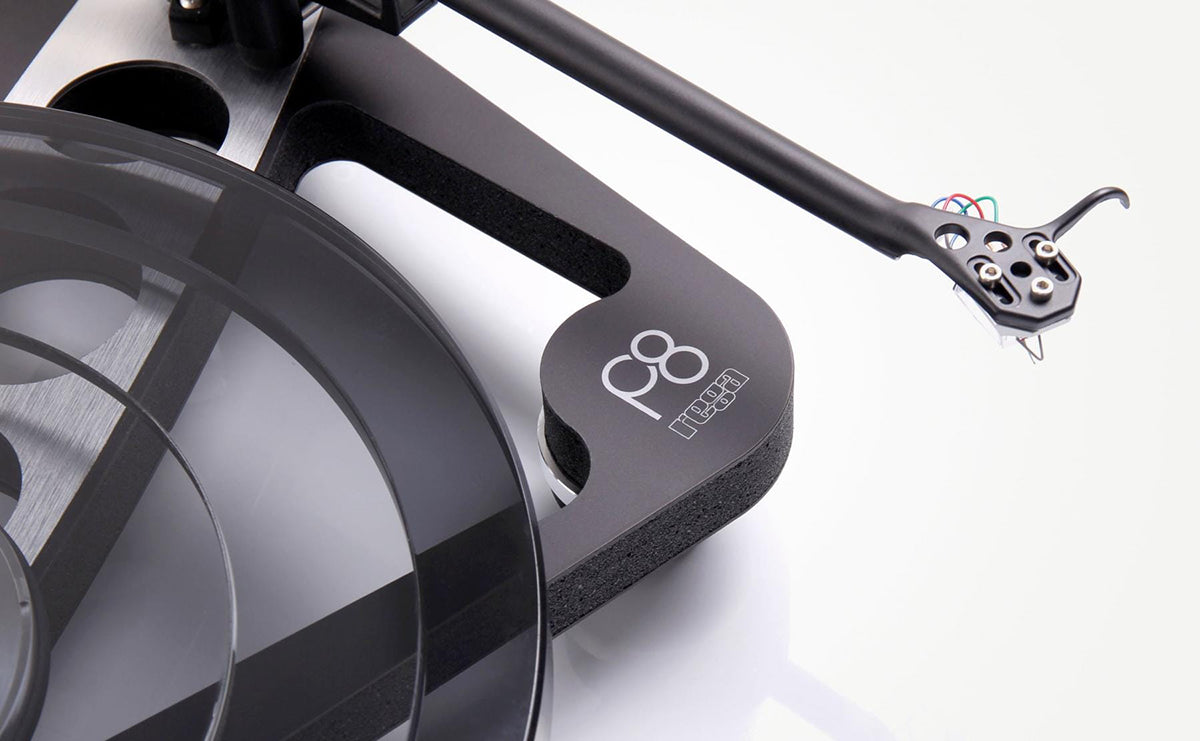 REGA Planar 8 Turntable